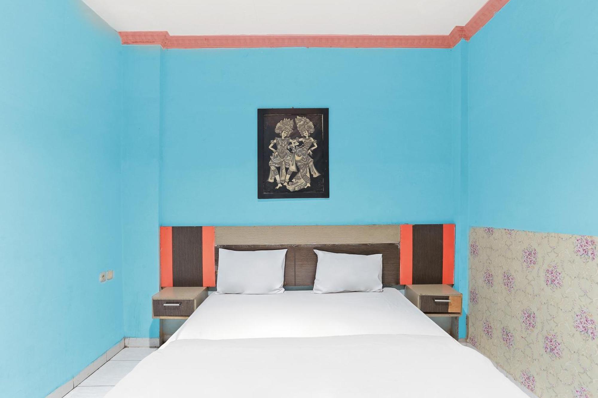 Oyo 93046 Hotel Fortuna Parepare Экстерьер фото